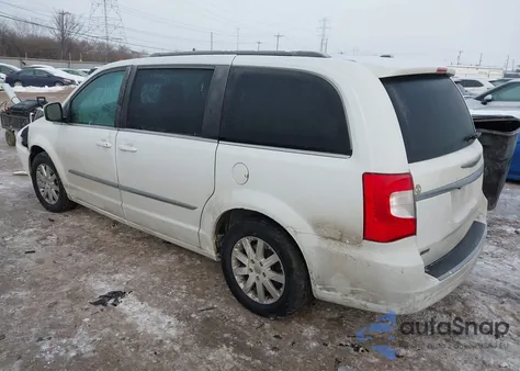 2016 Chrysler Town & Country Touring из США, поврежденный, VIN 2C4RC1BG1GR245985